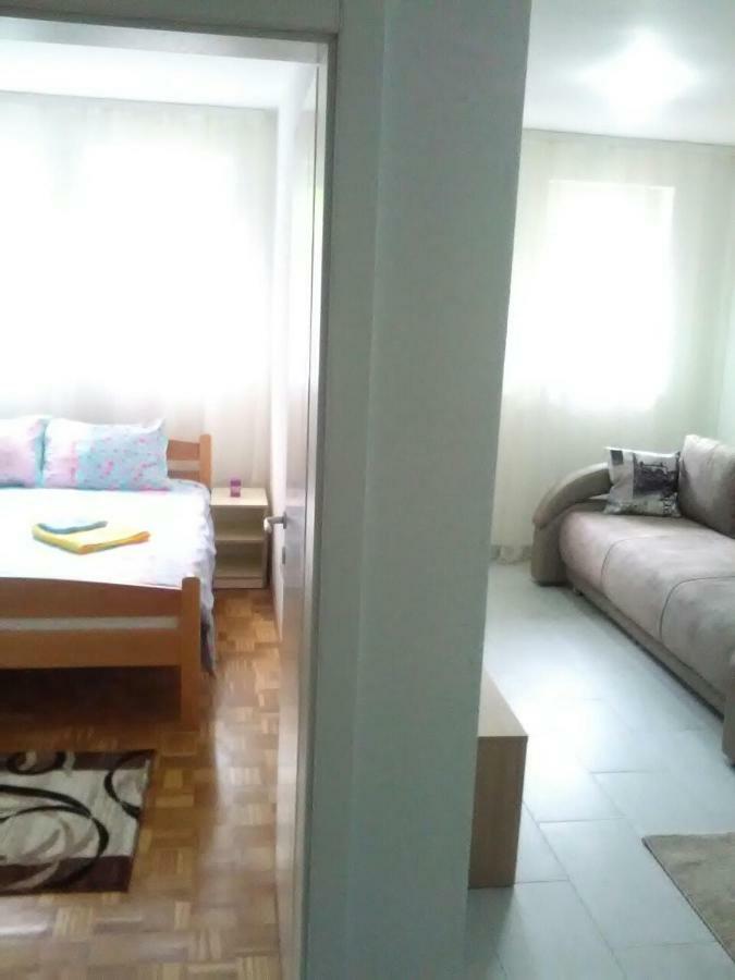 Apartman Jevtic 1 Gornja Toplica Extérieur photo