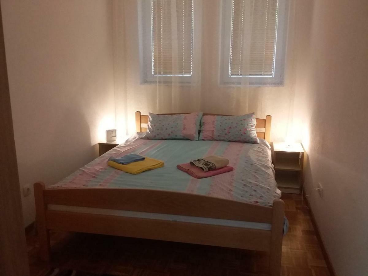 Apartman Jevtic 1 Gornja Toplica Extérieur photo